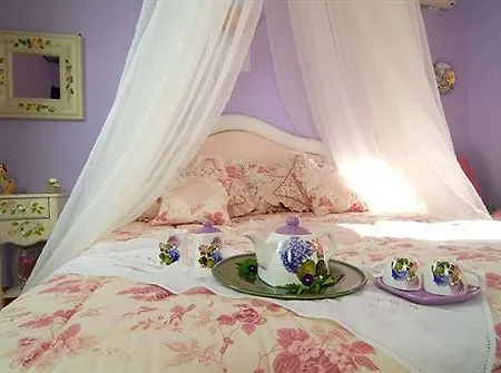 ベッド・アンド・ブレックファスト La Dimora Le Fumarole