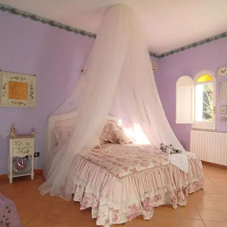 La Dimora Le Fumarole Bed & Breakfast 2*
