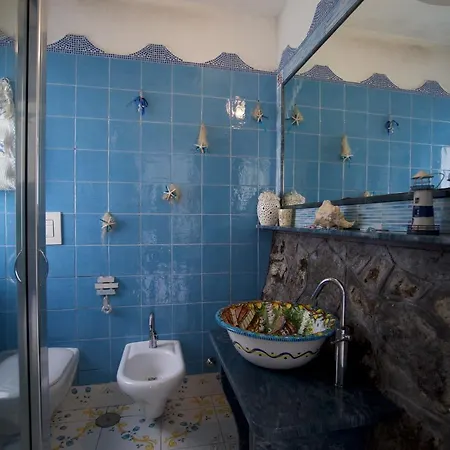 La Dimora Le Fumarole Bed & Breakfast 4*