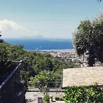 La Dimora Le Fumarole Bed & Breakfast