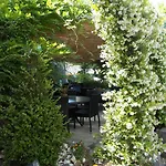 La Dimora Le Fumarole Bed & Breakfast