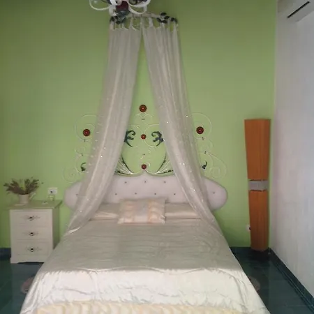 Bed and Breakfast La Dimora Le Fumarole