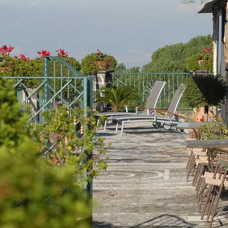 La Dimora Le Fumarole Nocleg ze śniadaniem 4*